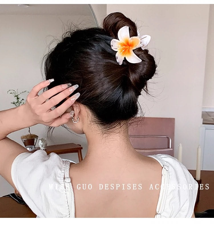 Bella’s Fantasy Super Bloom Hair Claw Hair Clip Accessories 1pc