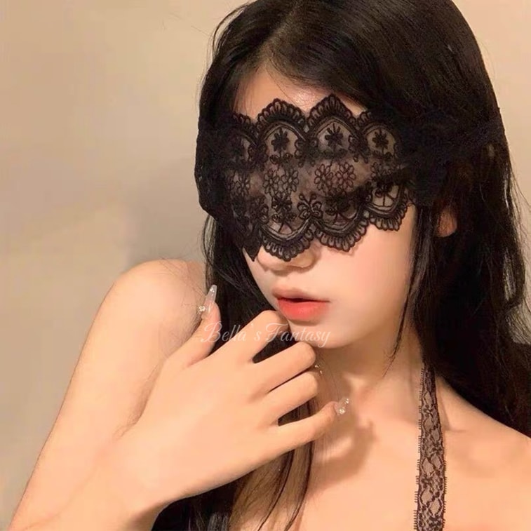 Bella’s Fantasy Soft Lace Masquerade Eye Mask For Girls And Women/ Nightclub Queen Mask Black 1pc One size